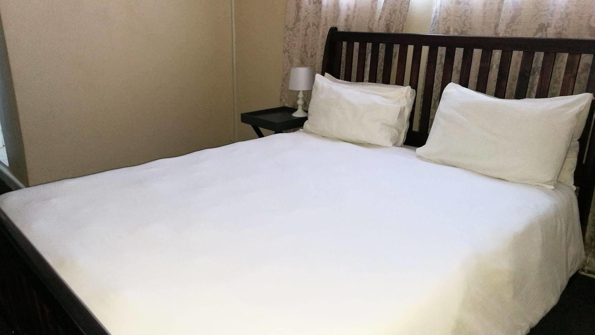 Lepatino Bed & Breakfast Ливингстън Екстериор снимка